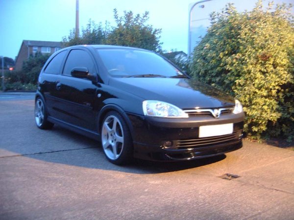 opel #corsa #c #lowered #black #vauxhall #cool #loweredlifestyle